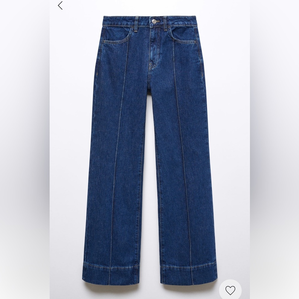 Wide leg blue jeans